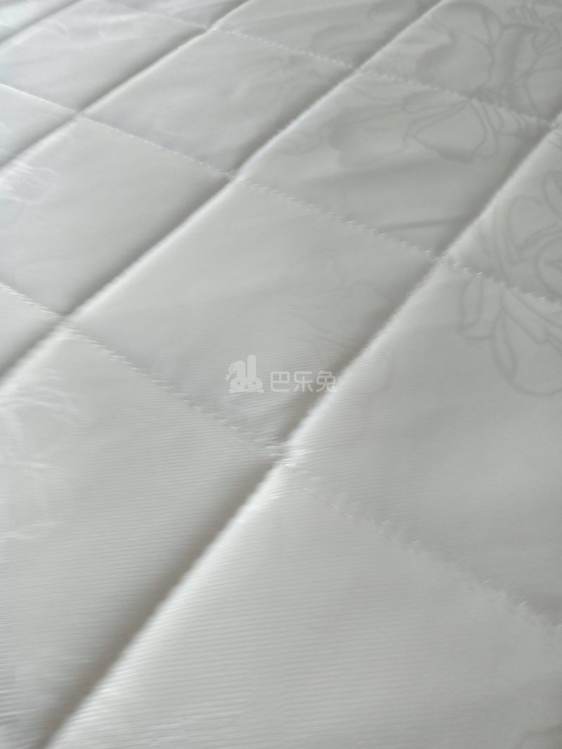 保利融信和光尘樾10151498卧室图0