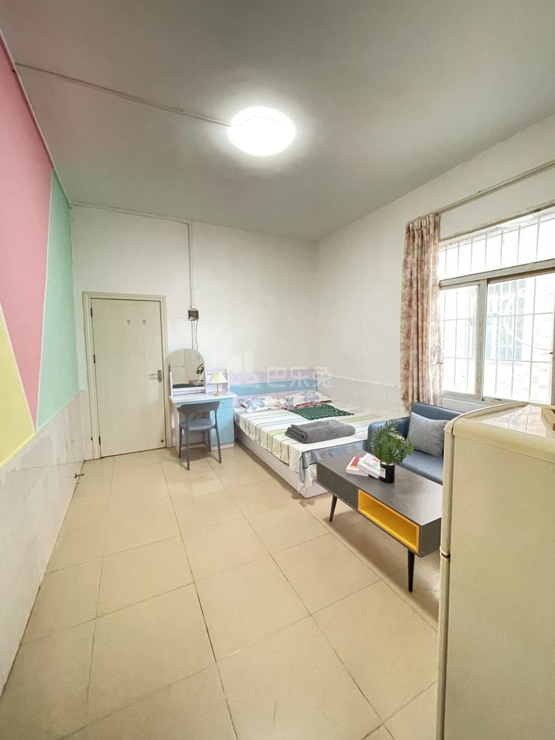 田美村10152759客厅图0