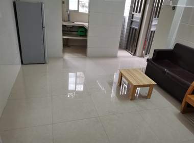 石牌村(天河区石牌绿荷西大街1号) 1室1厅1卫