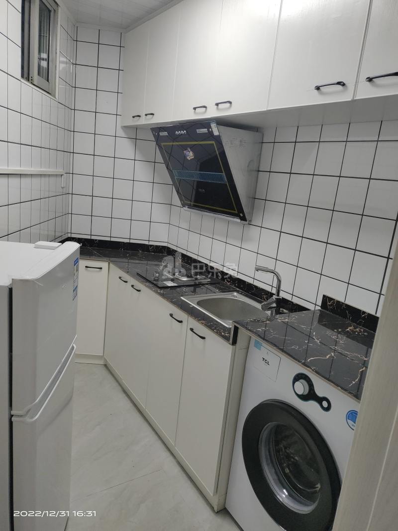 古美七村10160514厨房图4