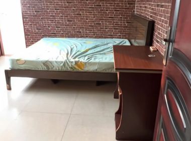 黄边村（白云区） 1室1厅1卫