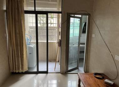 黄边村（白云区） 1室0厅1卫