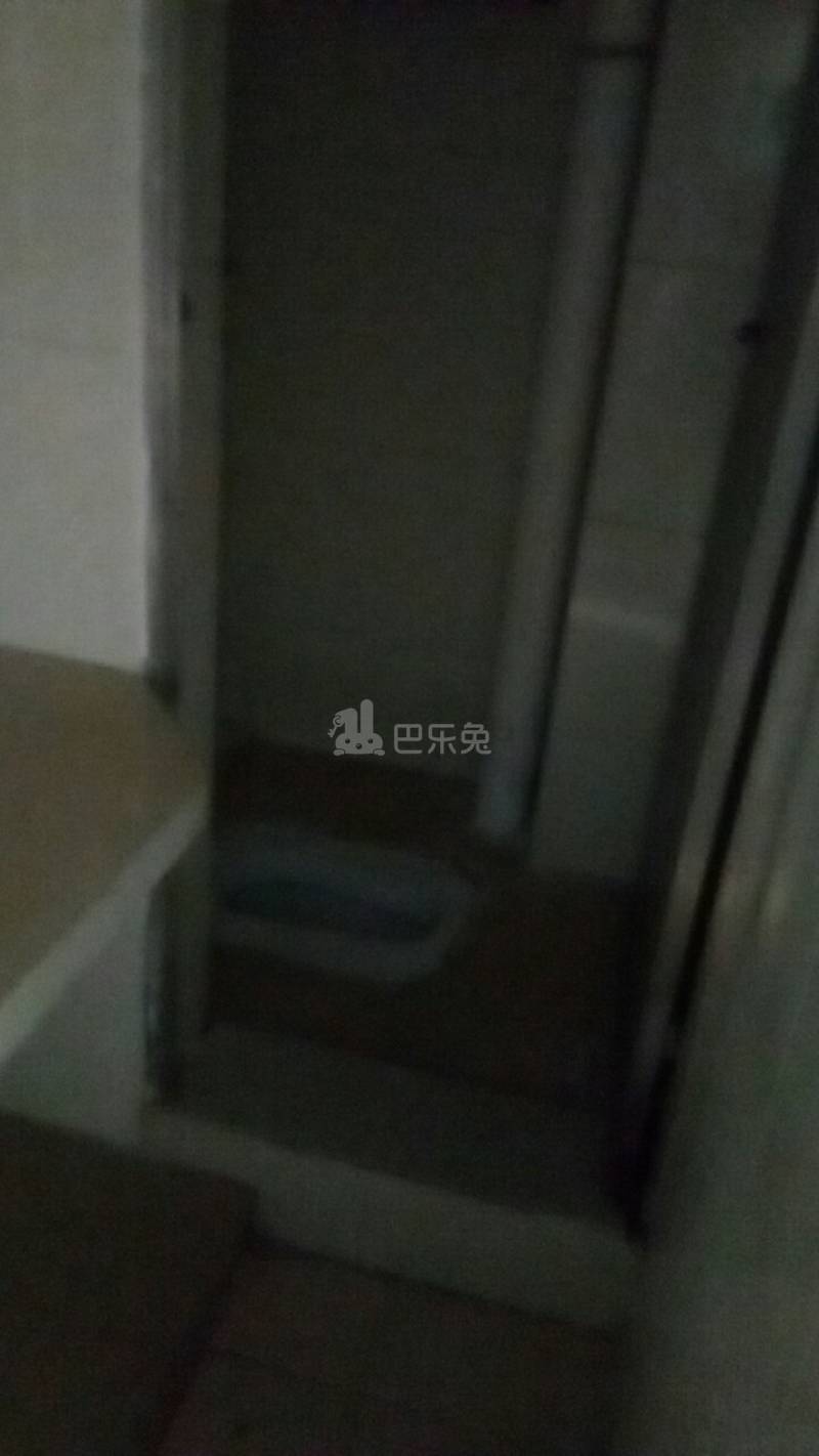 岗贝路5号10171983卫生间图6