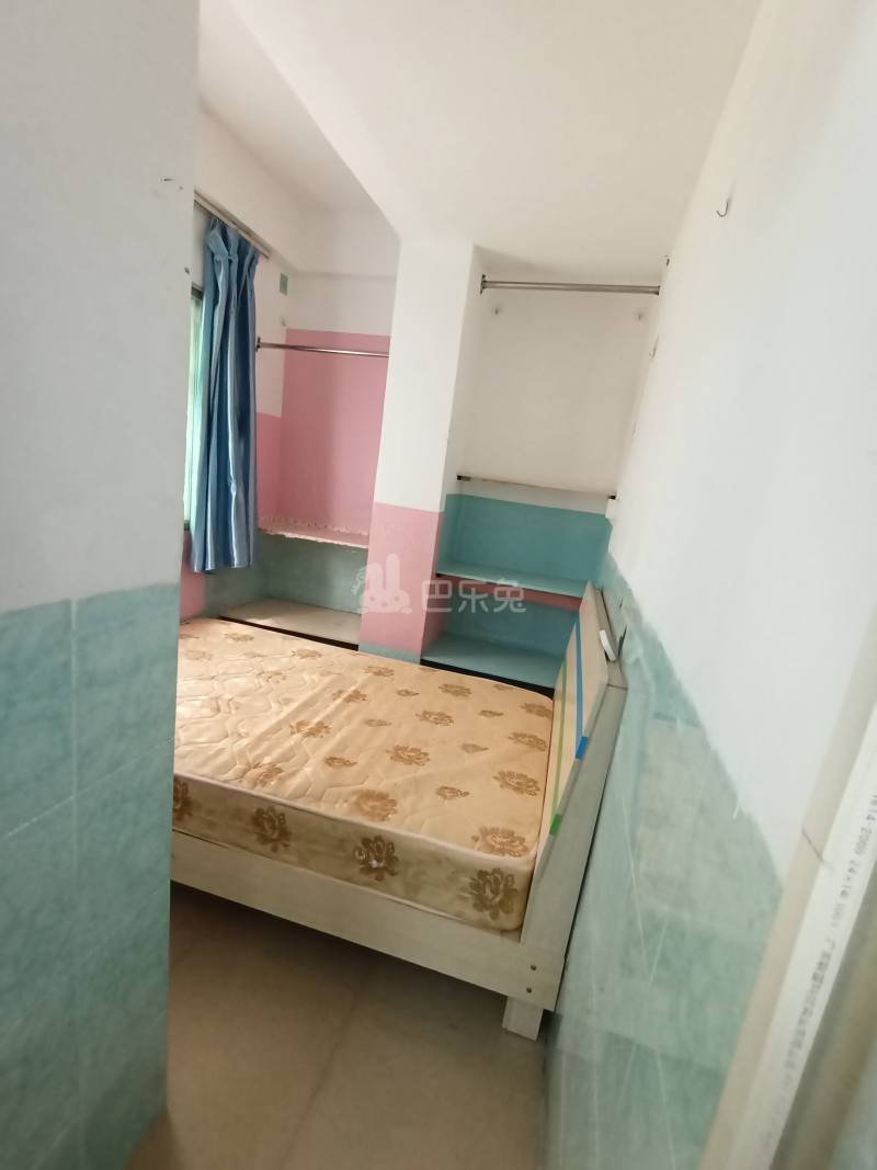 东约新村10172039卧室图0