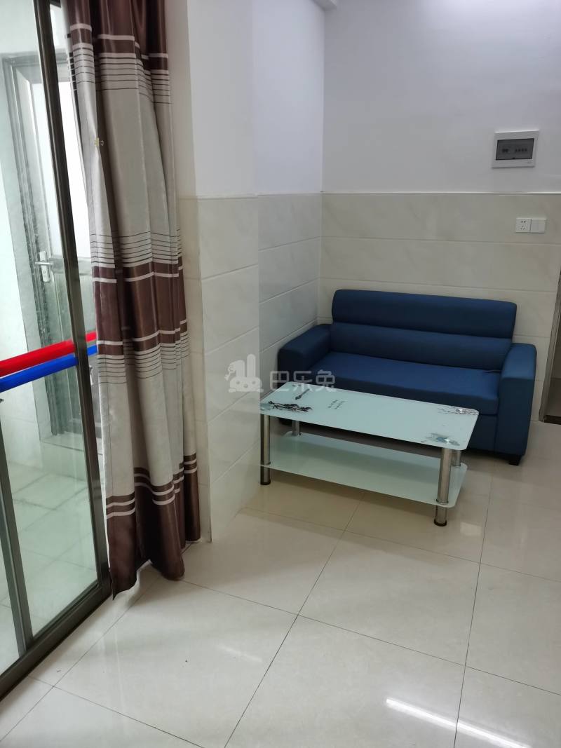 田美村10172737客厅图0