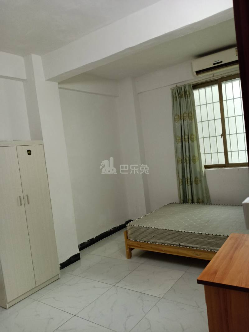 清布村10172790卧室图0