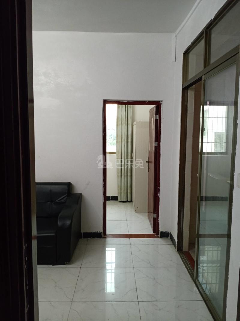 清布村10172790客厅图1