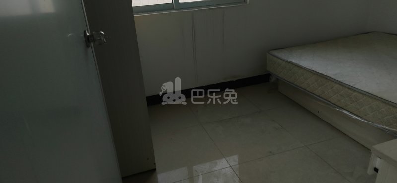 清布村10172792卧室图0