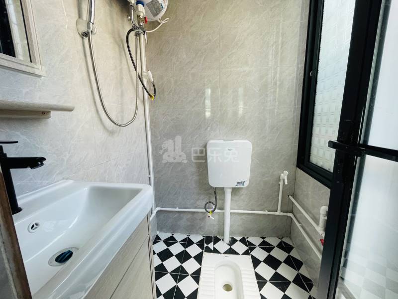 石牌村(天河区石牌绿荷西大街1号)10173181卫生间图0