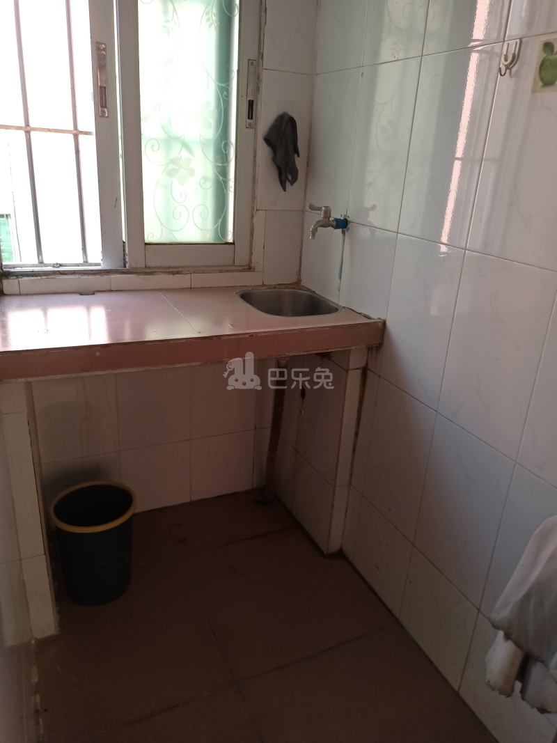 东约新村10175318周边环境图1