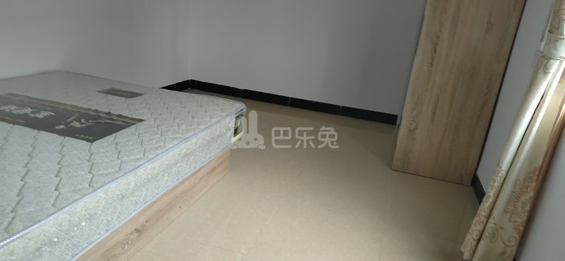 清布村10176239周边环境图1