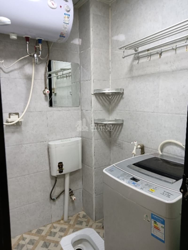 京溪街白灰场南路35号10177256卫生间图0