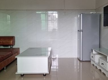 公益村 1室1厅1卫