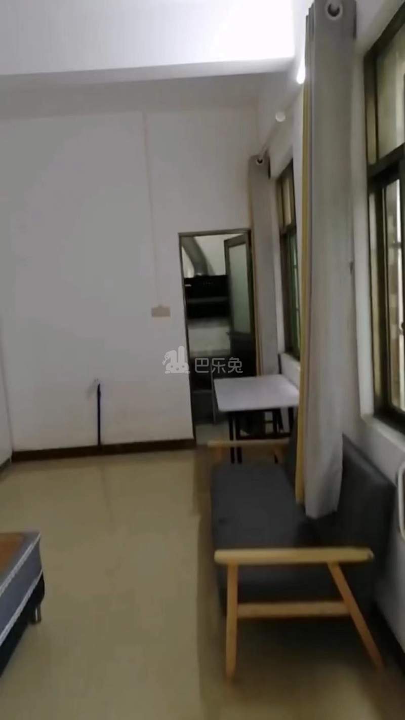 清布村10179293周边环境图0