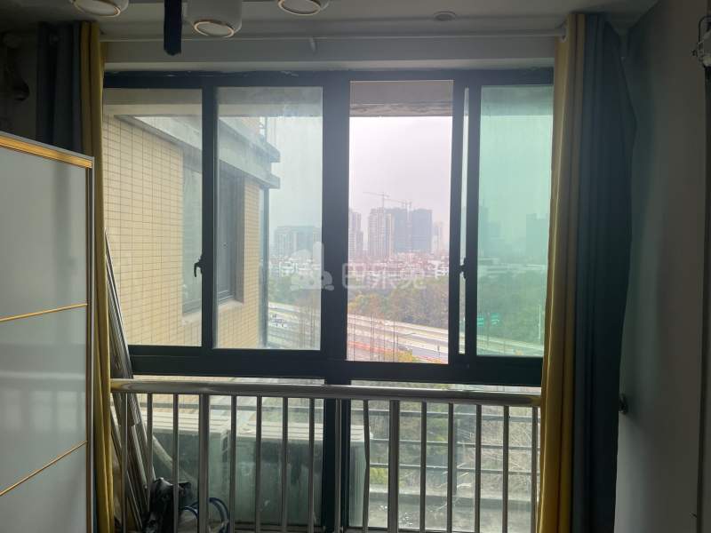 钱塘名都10179331卧室窗户图6