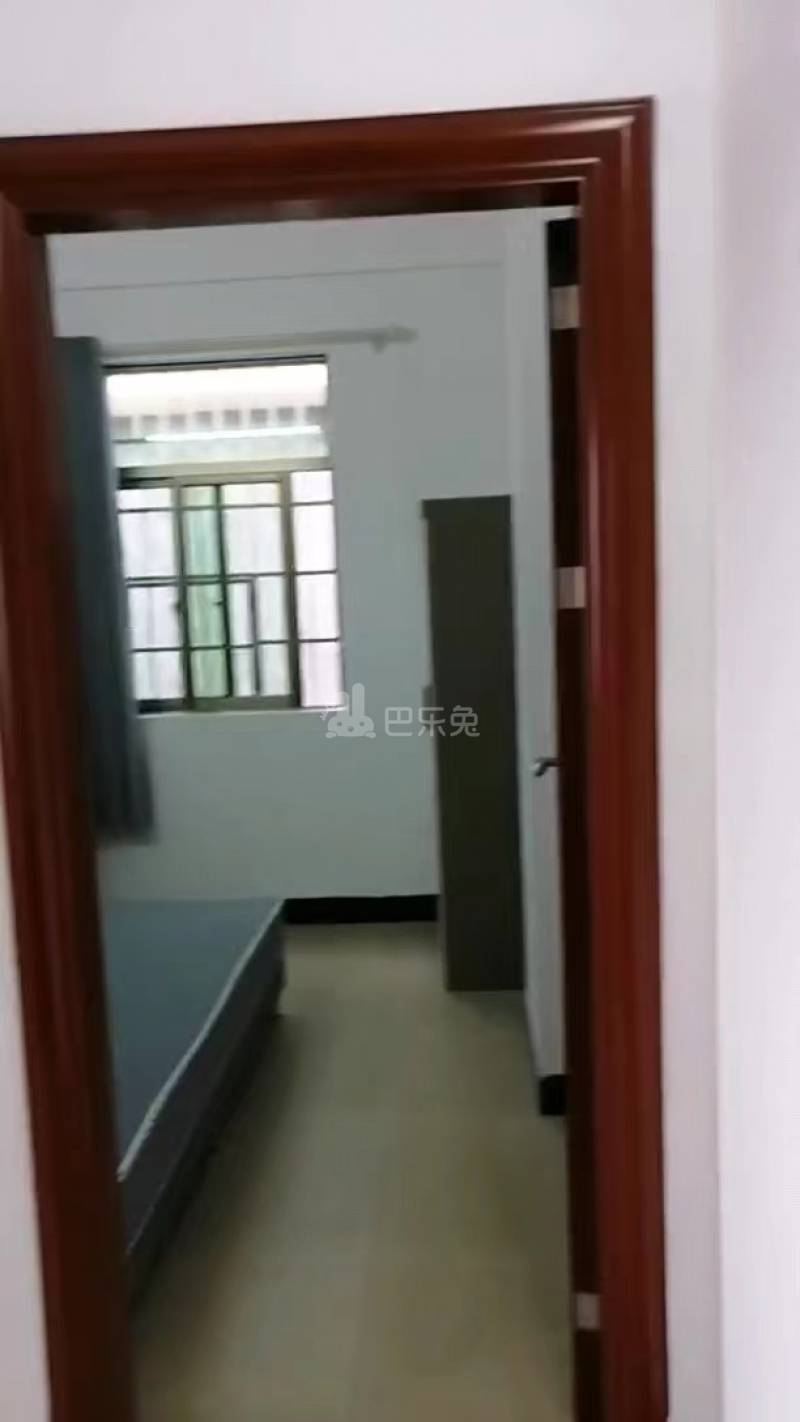 清布村10179959周边环境图0