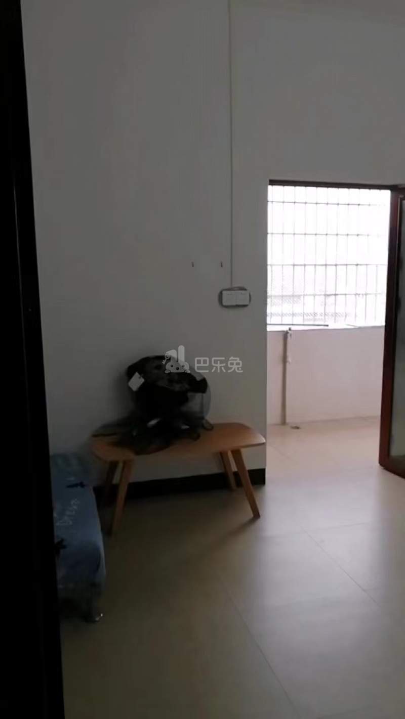 清布村10179959周边环境图1