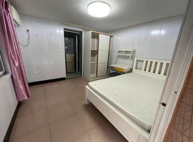 榴莲公寓（二联家园店） 1室0厅1卫