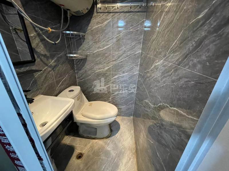 榴莲公寓（二联家园店）10180415卫生间图2