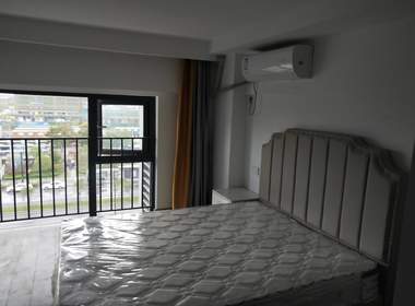 保利融信和光尘樾 