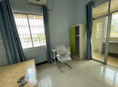 塘头村 1室0厅1卫