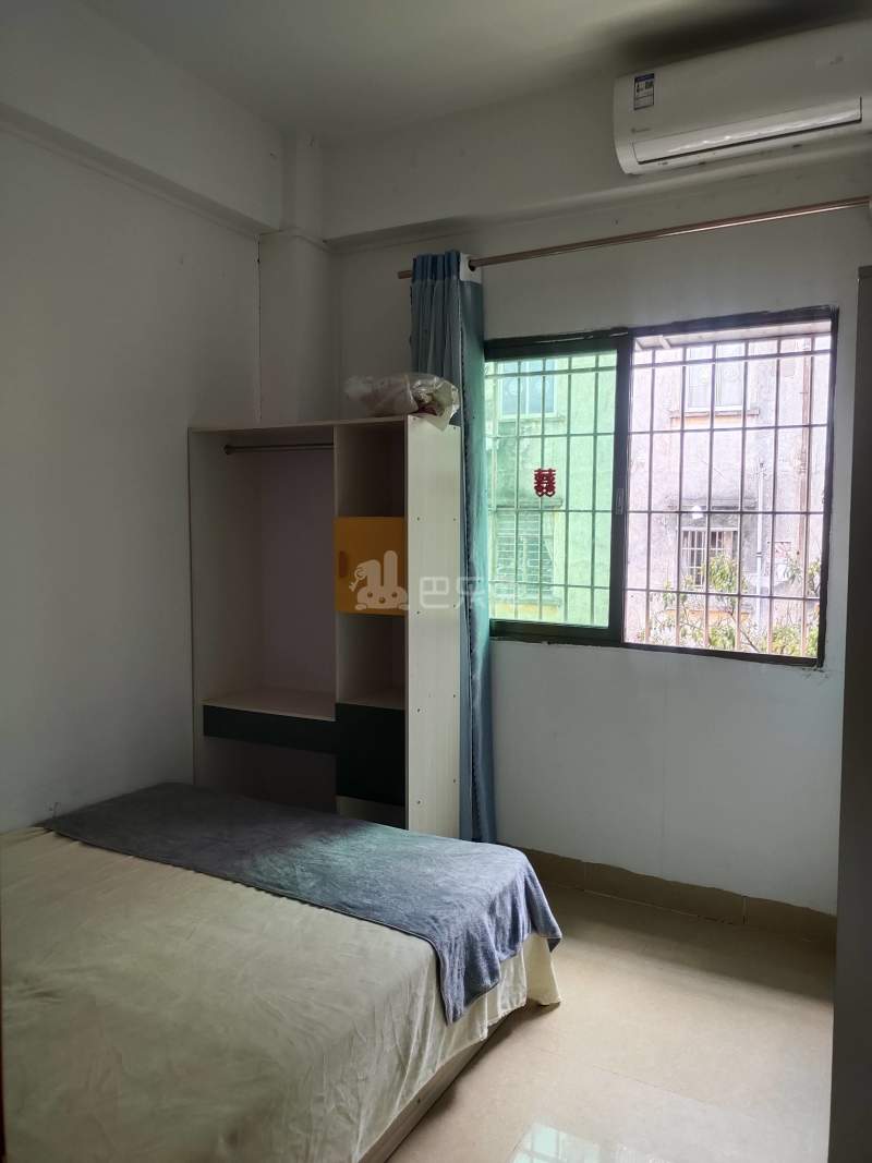 江夏村10187483卧室图0