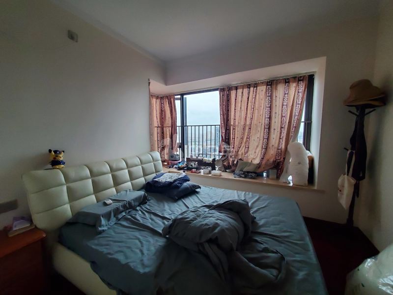 西塱村10190117卧室图1