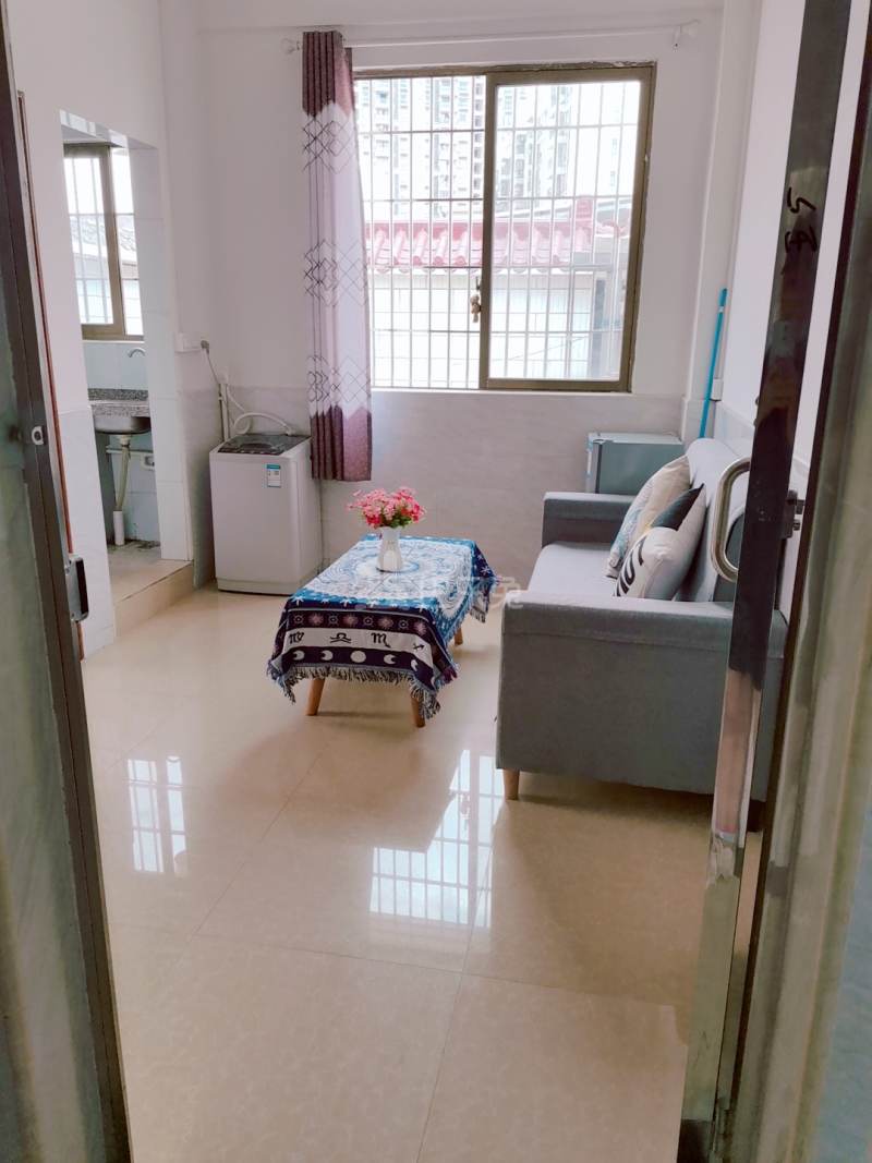 西塱村10190179客厅图3