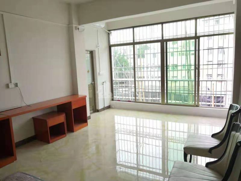 西塱村10190786周边环境图1