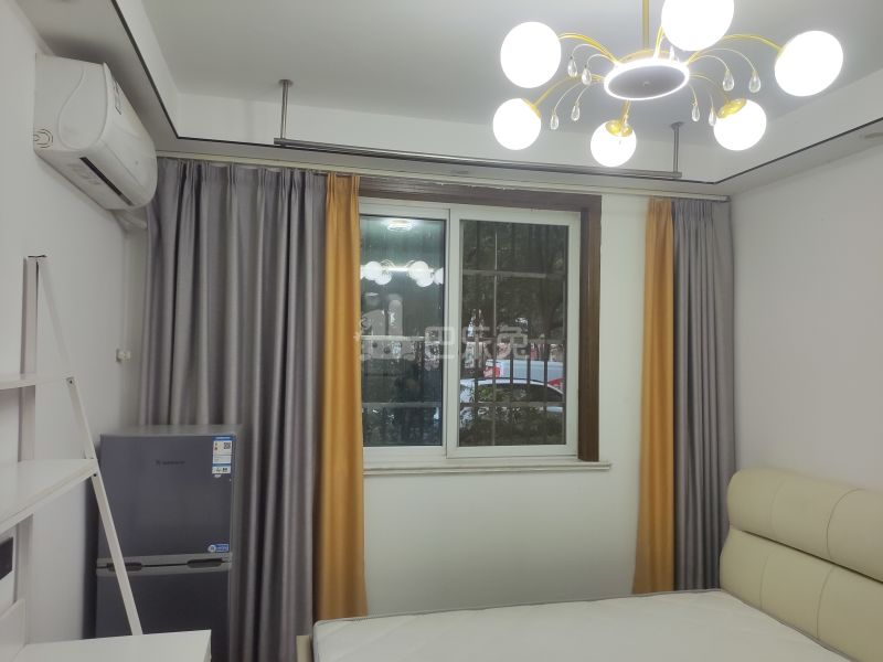 黄兴绿园西区10191429卧室图1