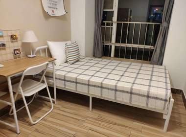 握山村 1室0厅1卫