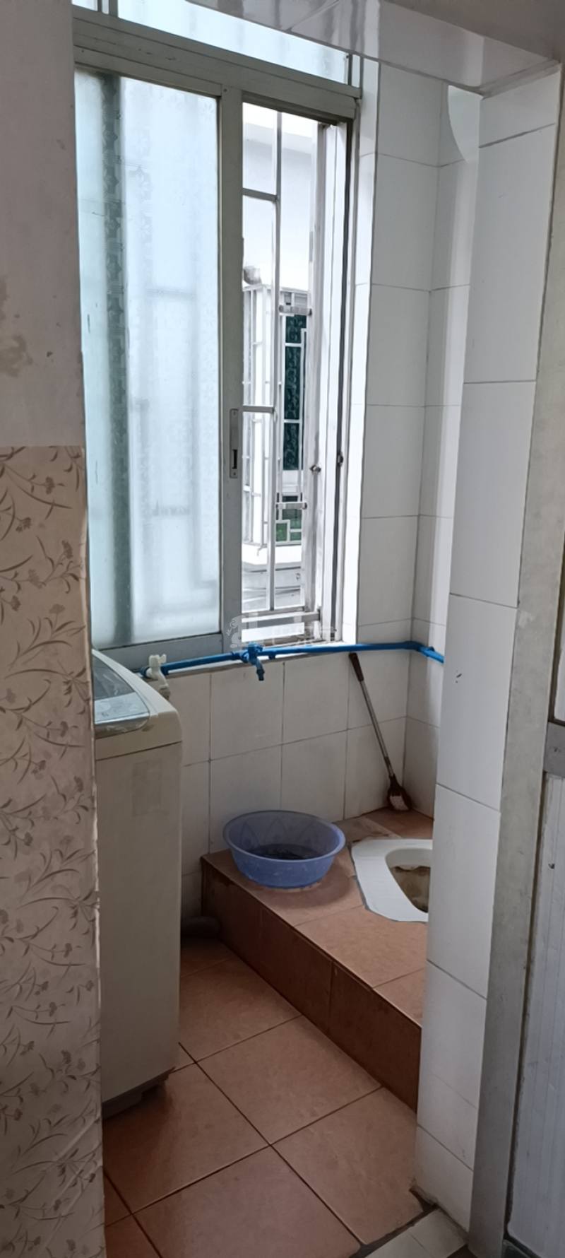 萝岗村10194783周边环境图2