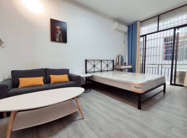 何屋社区 1室0厅1卫