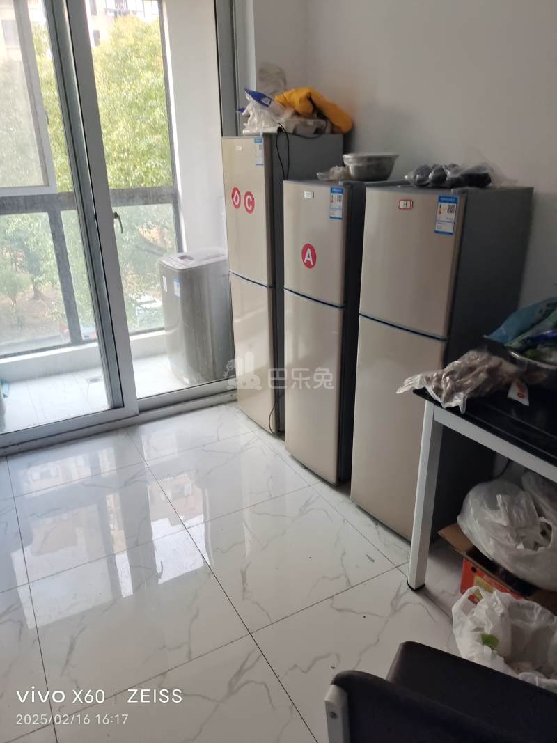 绿洲香润苑10200656客厅图5