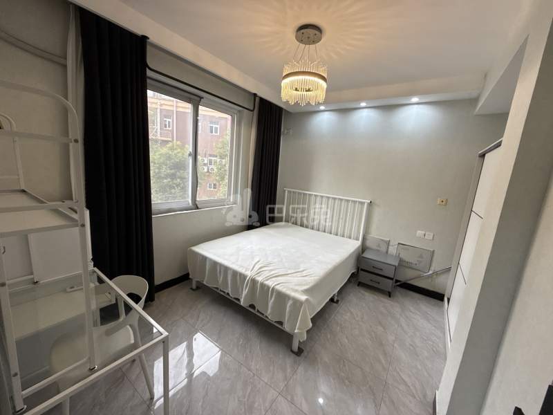 和家欣苑C区10210282卧室图0