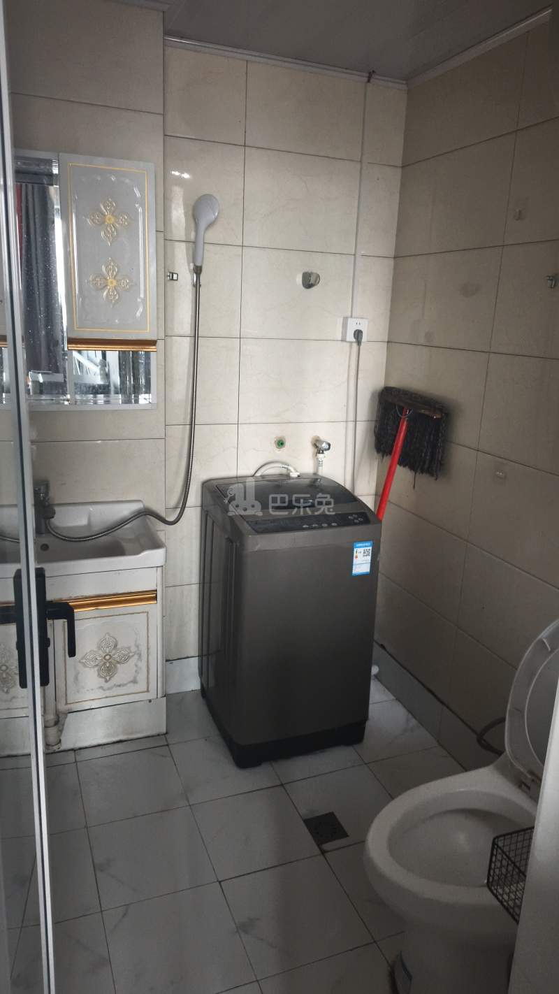 红联九漾华庭东区10212257卫生间图7