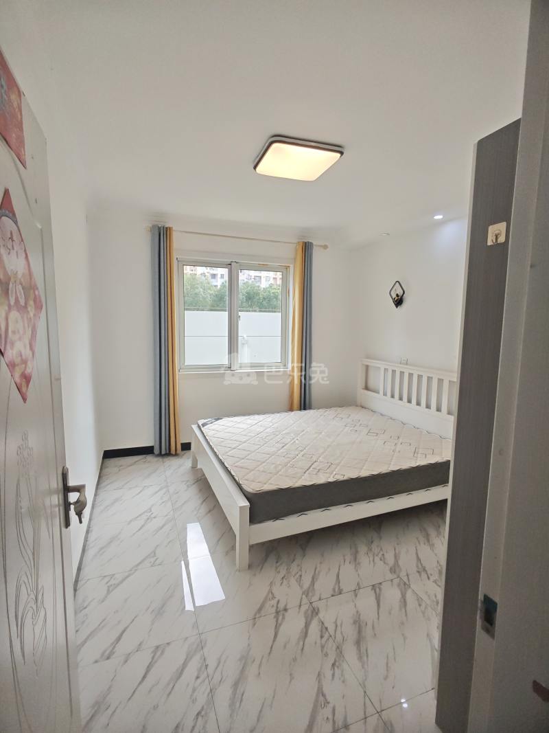 欣乐苑东苑10222993卧室窗户图12