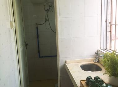 公益村 1室1厅1卫