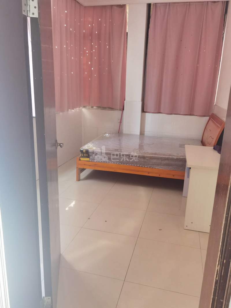 东约新村10233540卧室图0