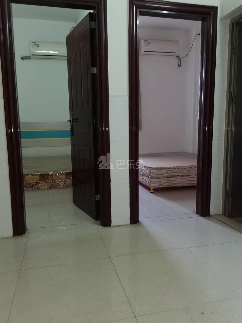 东塱村10238577卧室图0