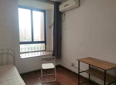 田美村 1室0厅1卫