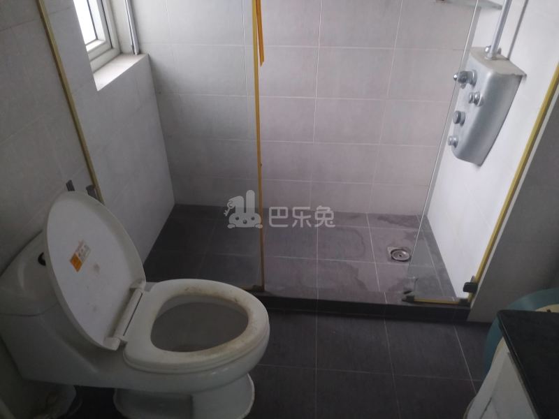 新梅共和城1024368卫生间图15