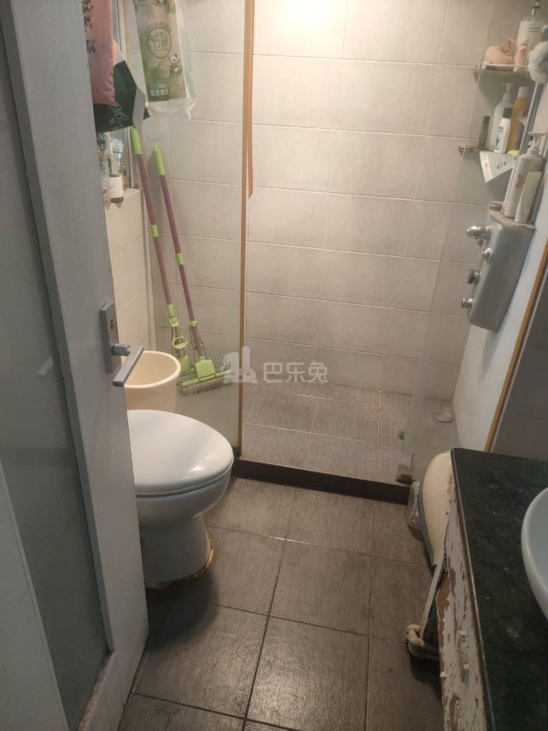 新梅共和城1024368卫生间图12