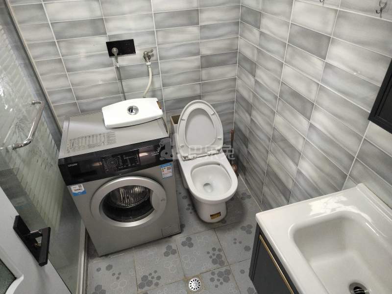 涞港星苑10307023卫生间图6