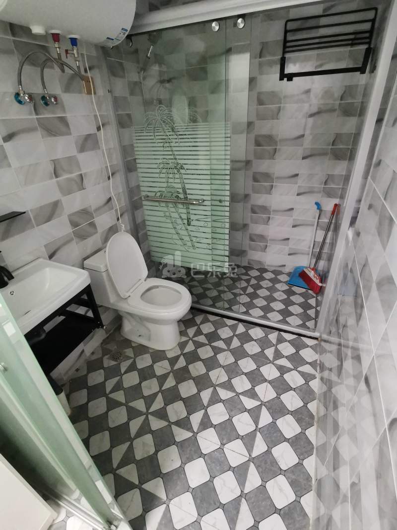 涞港星苑10307300卫生间图5