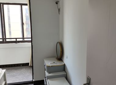 杨鑫佳苑 2室1厅1卫