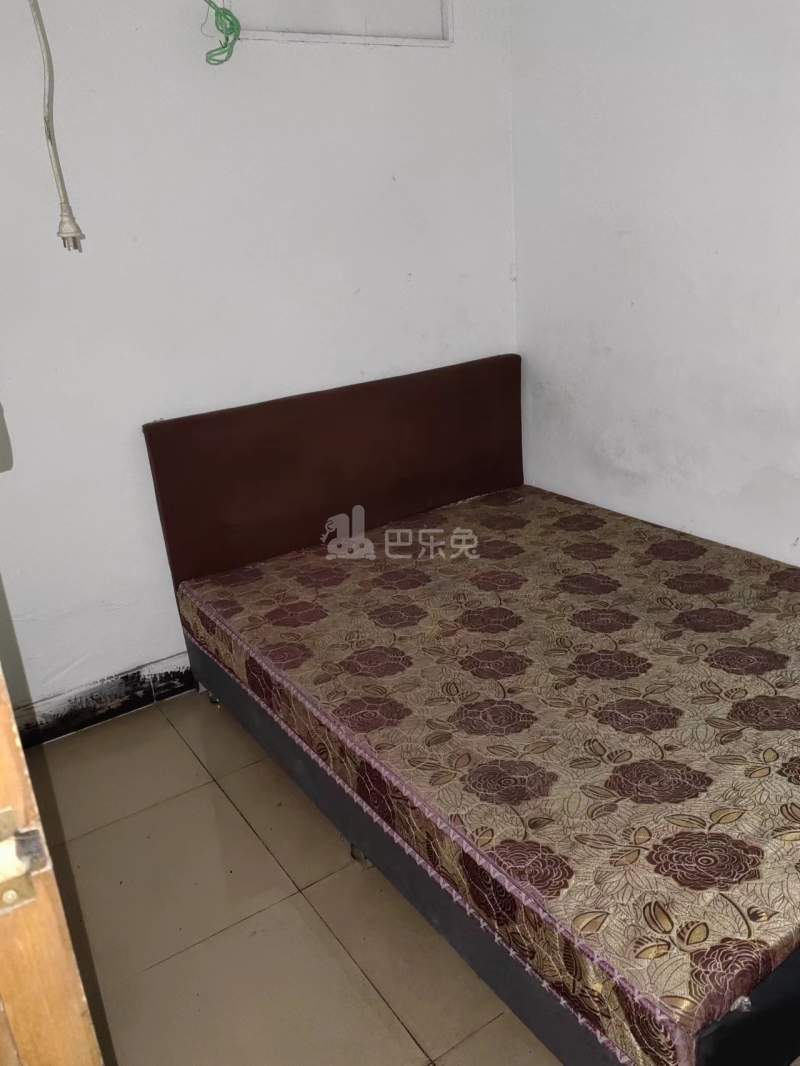 甘竹村10331793卧室图1