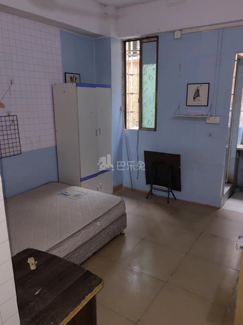 甘竹村10331796卧室图1