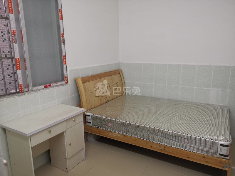 东约新村10332708卧室图0