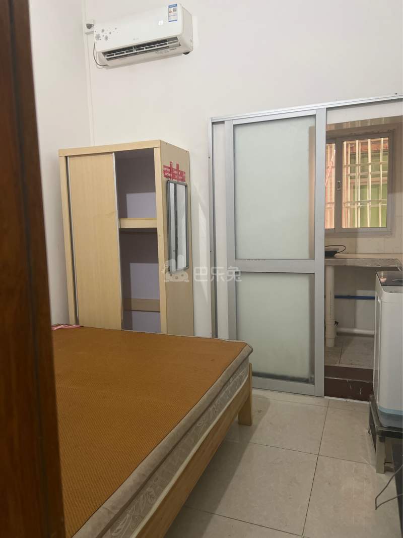 东塱村10332894卧室图0